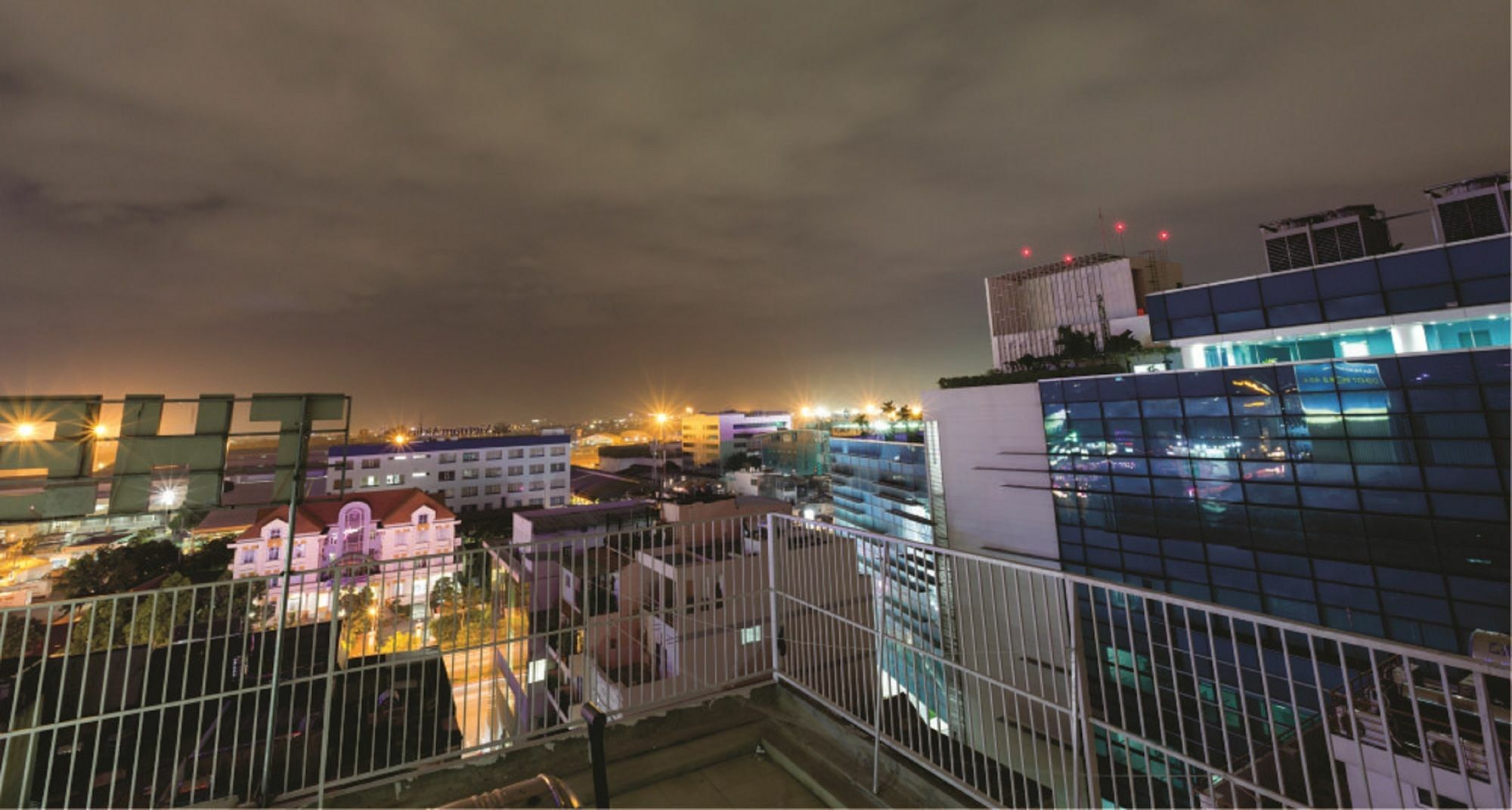 New Space Hotel Airport Cidade de Ho Chi Minh Exterior foto